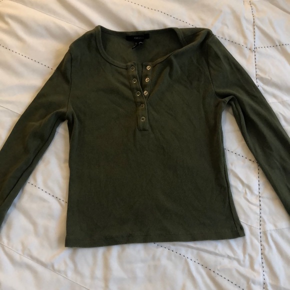 Size Medium Olive Long Sleeve Shirt - Picture 1 of 3